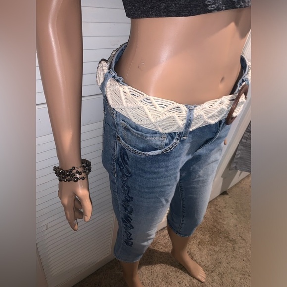 Driftwood Embroidered Capri jeans Women’s size 29 - Picture 4 of 9